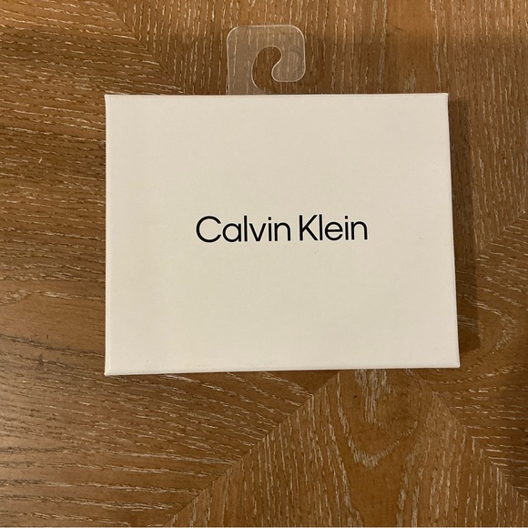 Calvin Klein Black Leather Wallet - Picture 6 of 6